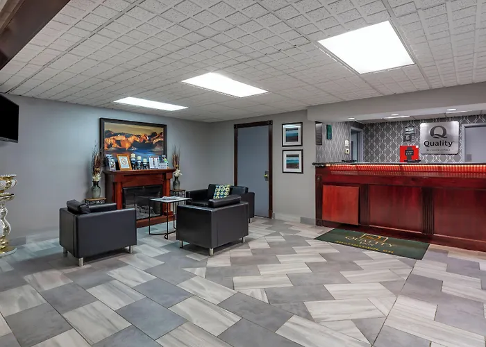 Quality Inn Austintown-Youngstown West