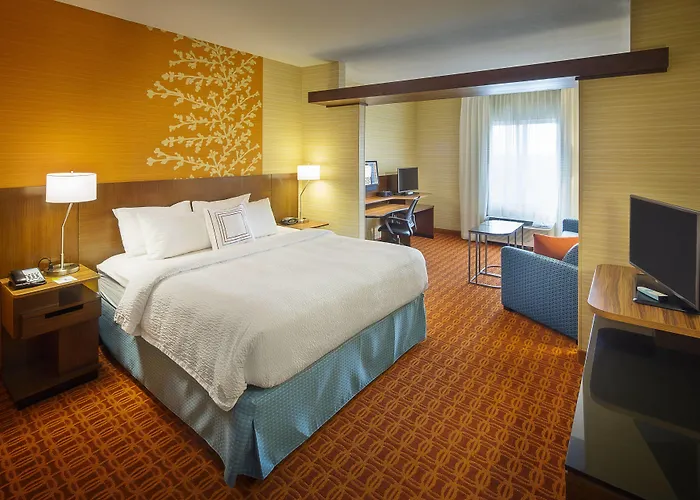 Fairfield Inn And Suites By Marriott Monaca